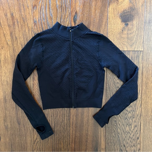 Zara Technical Cropped Long Sleeve Zip Top - Picture 6 of 14